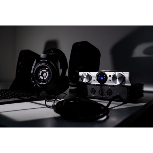 iFi iDSD Phantom – Streamer, DAC et amplificateur casque à tubes