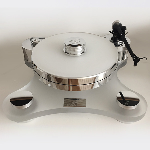 Transrotor Zet 1: Die High-End-Ikone, bereit für den perfekten Klang.